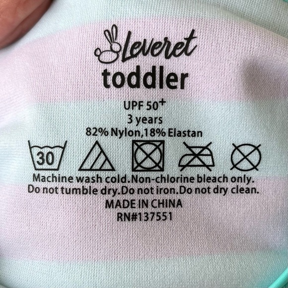 •Leveret• NWT Toddler Girl One Piece Swimsuit - Size 3T - Picture 2 of 7